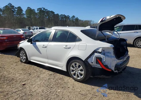 2022 Toyota Corolla Le z USA, uszkodzony, nr VIN 5YFEPMAE2NP309596